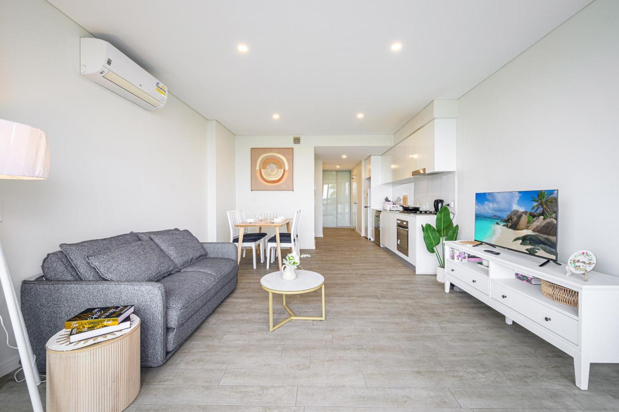 Liverpool Adorable 2Br Apt With Free Parking Warwick Farm Εξωτερικό φωτογραφία