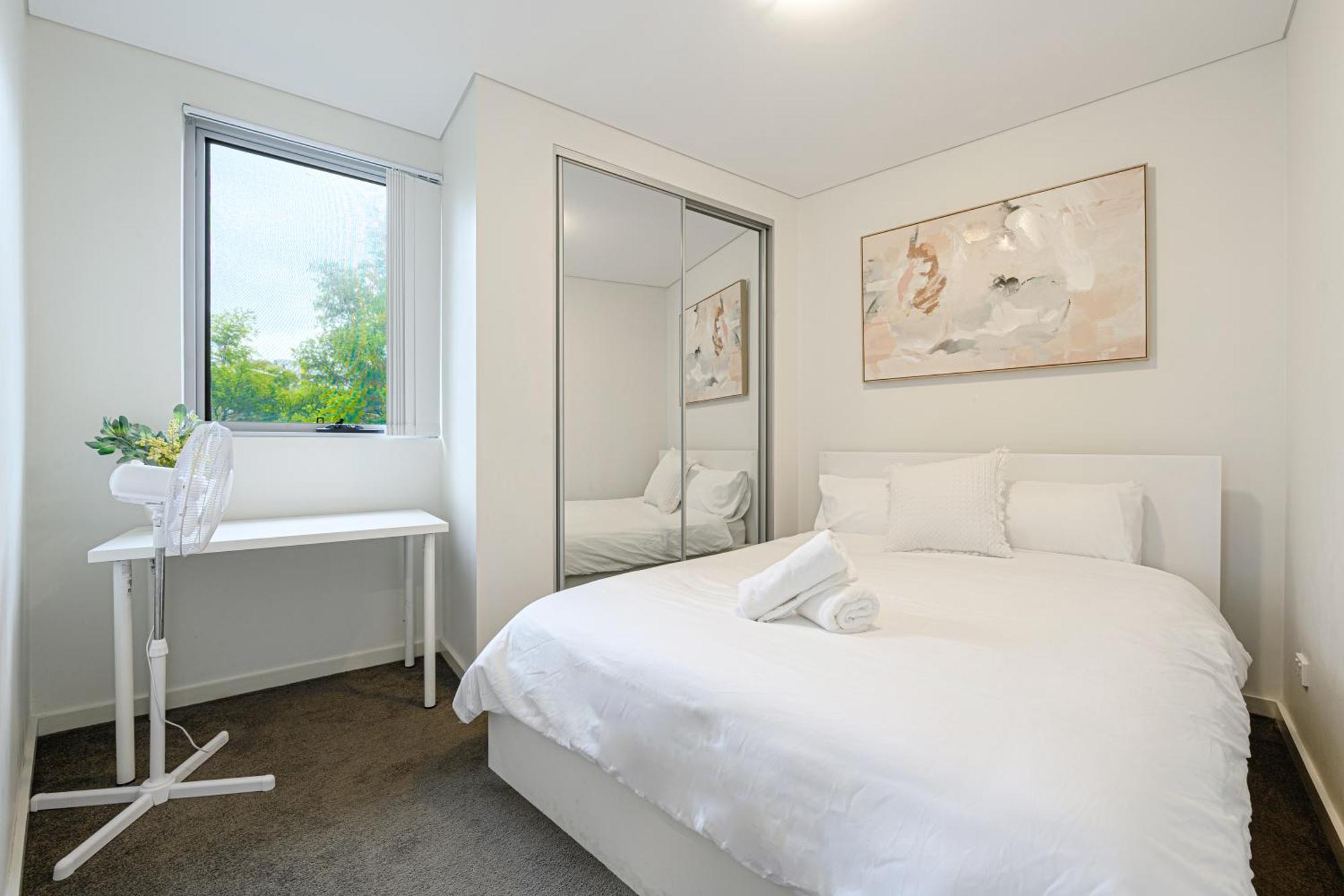 Liverpool Adorable 2Br Apt With Free Parking Warwick Farm Εξωτερικό φωτογραφία